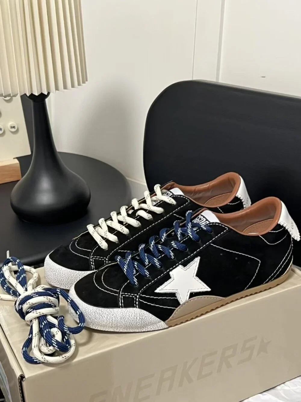 Golden Goose Black Suede Star-Detail Sneakers - Picture 6 of 9